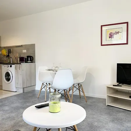 Le Matisse Appartement Mainvilliers  Buitenkant foto